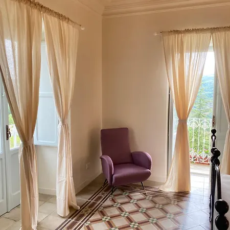 Couette-café La Dimora Di Pindaro 3*